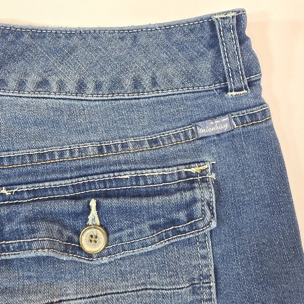 Unionbay Juniors Utility Jean Shorts Size 13/31 Blue Denim Cuffed Stretch
